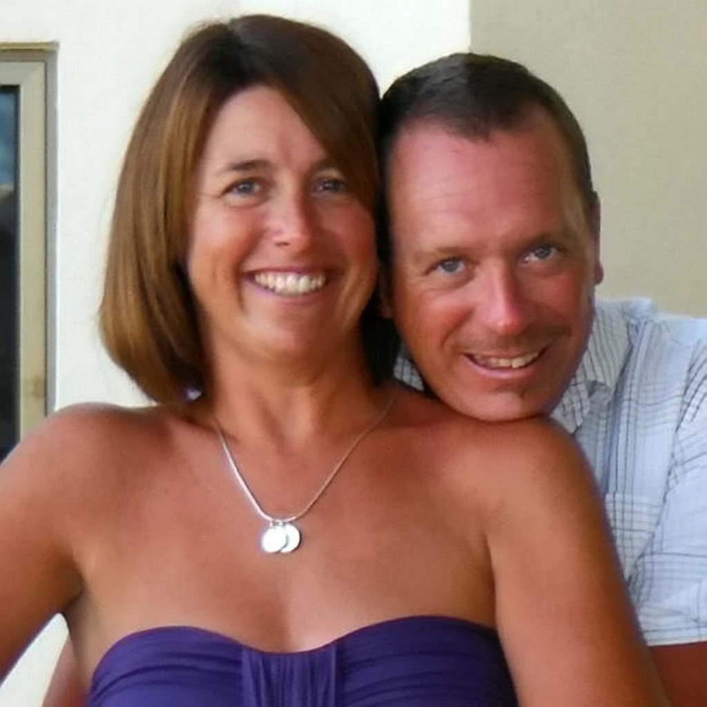 Mees elas kaksikelu - Adrian Linham oma teise naisega Hayley Totterdelliga